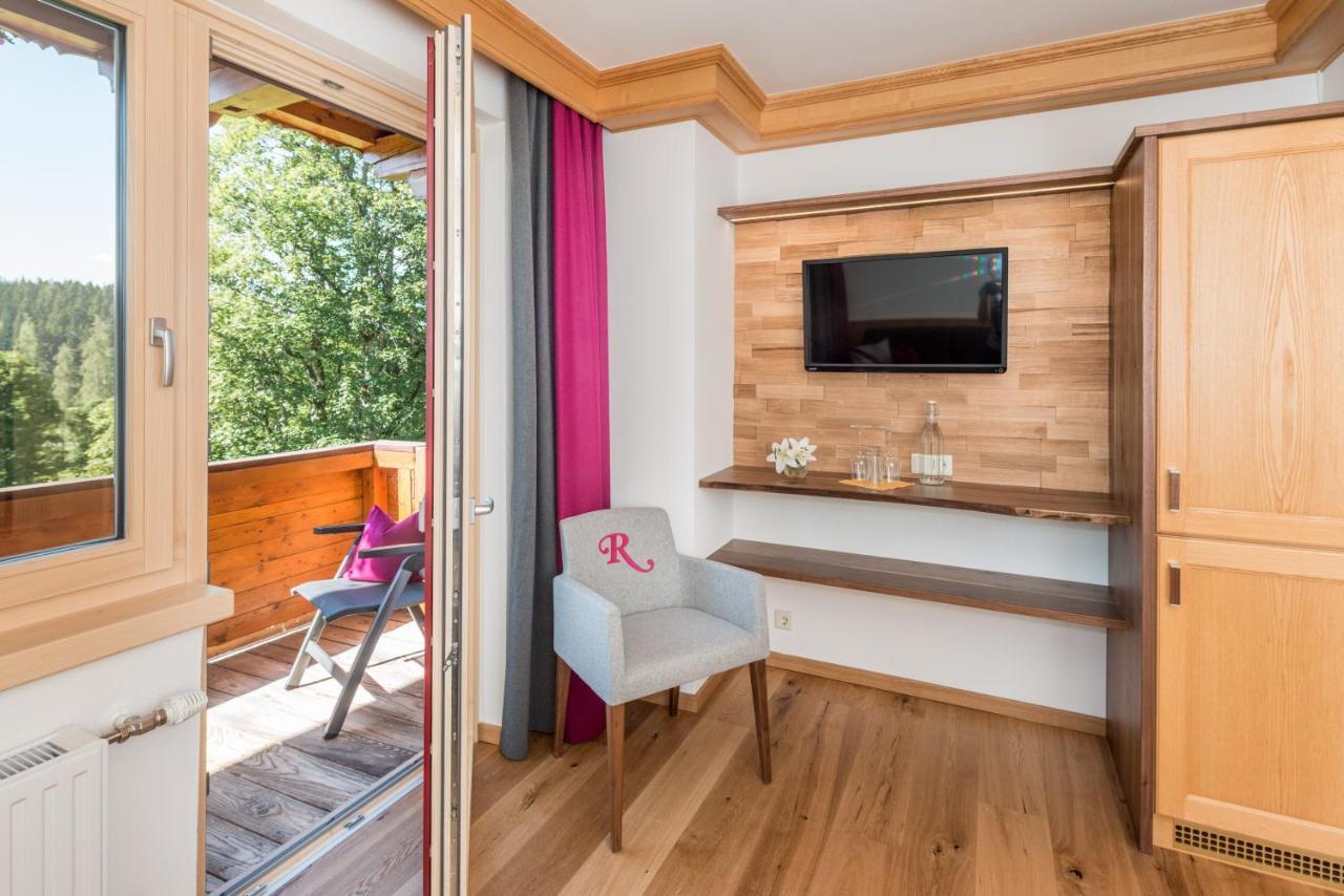 Hotel Roesslhof Ramsau am Dachstein Bagian luar foto