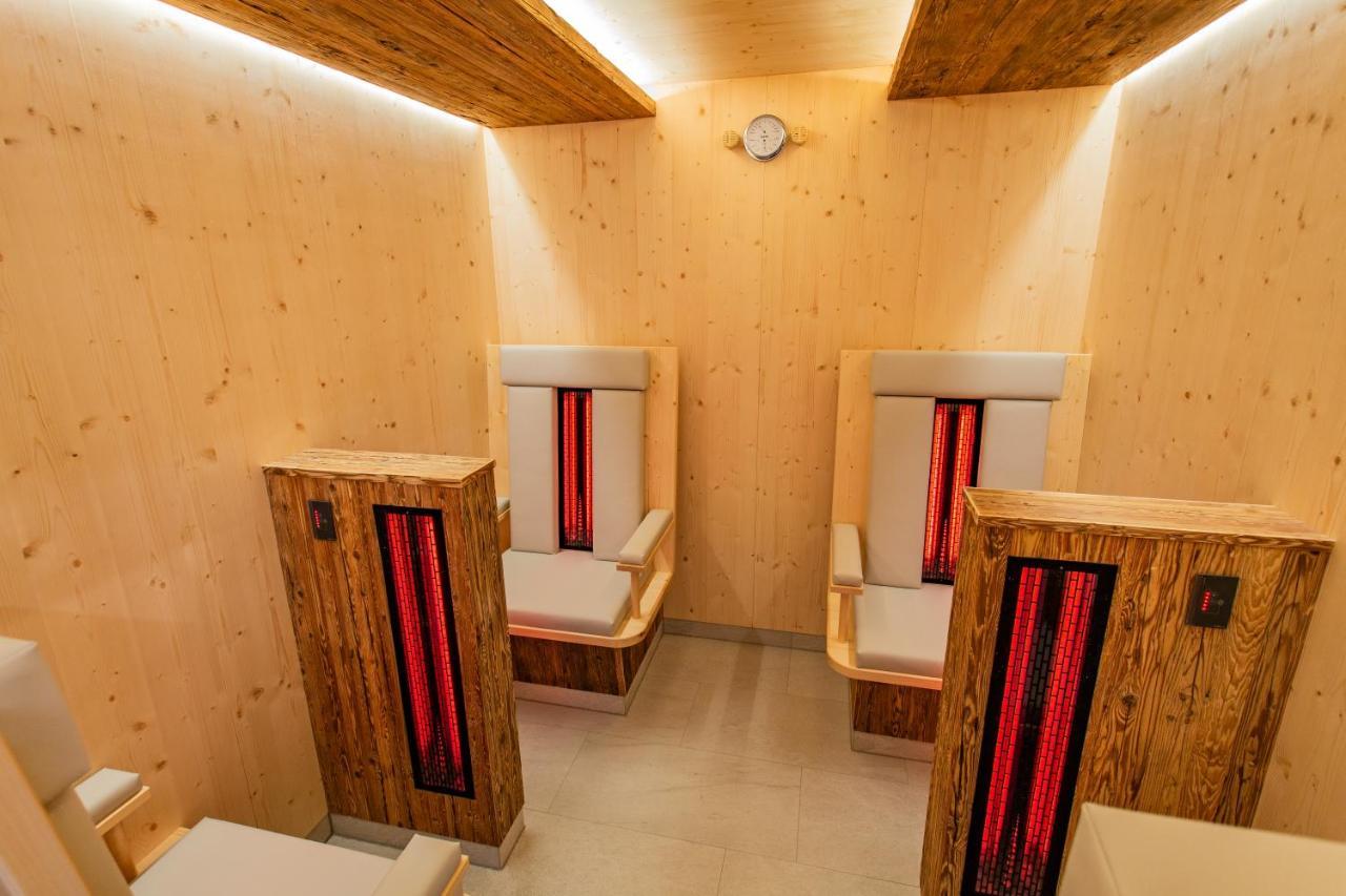 Hotel Roesslhof Ramsau am Dachstein Bagian luar foto
